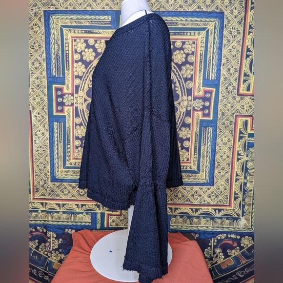 We The Free Dahlia Black Waffle Knit Bell Sleeve Thermal Top Size Small - Picture 6 of 8